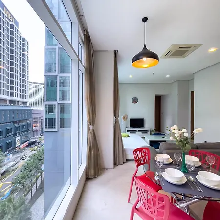 Soho Suites Klcc By Rest Kuala Lumpur Exterior photo