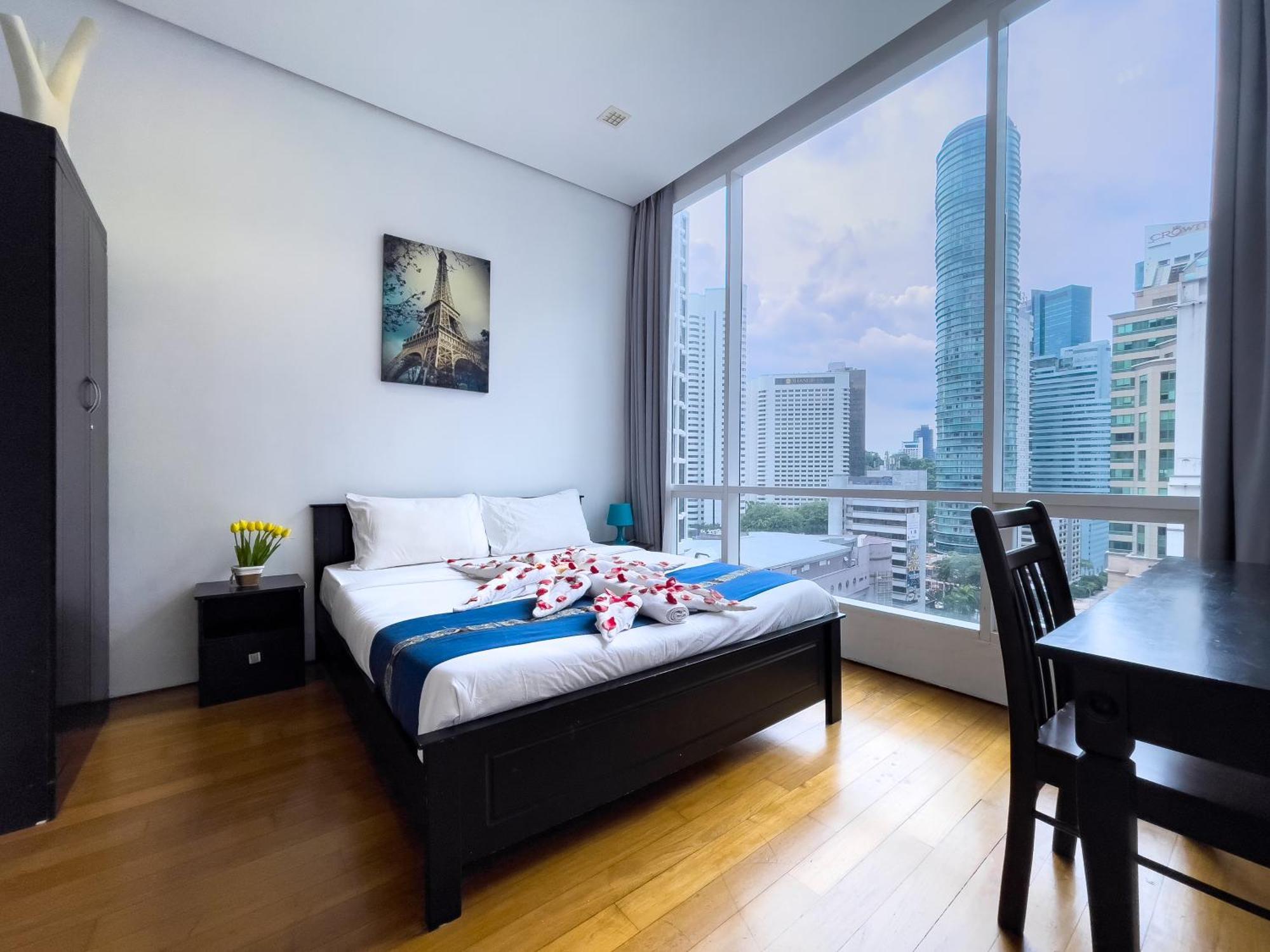 Soho Klcc By Rest Kuala Lumpur